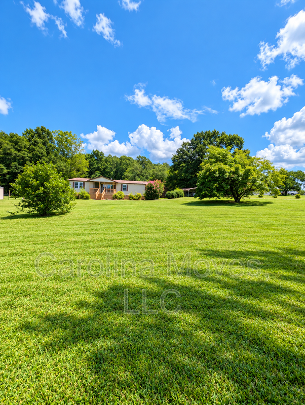 220 Farrs Rd - Photo 2 of 16
