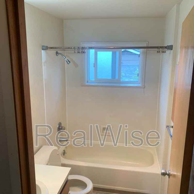 2170 Neill Rd #C - Photo 5 of 11