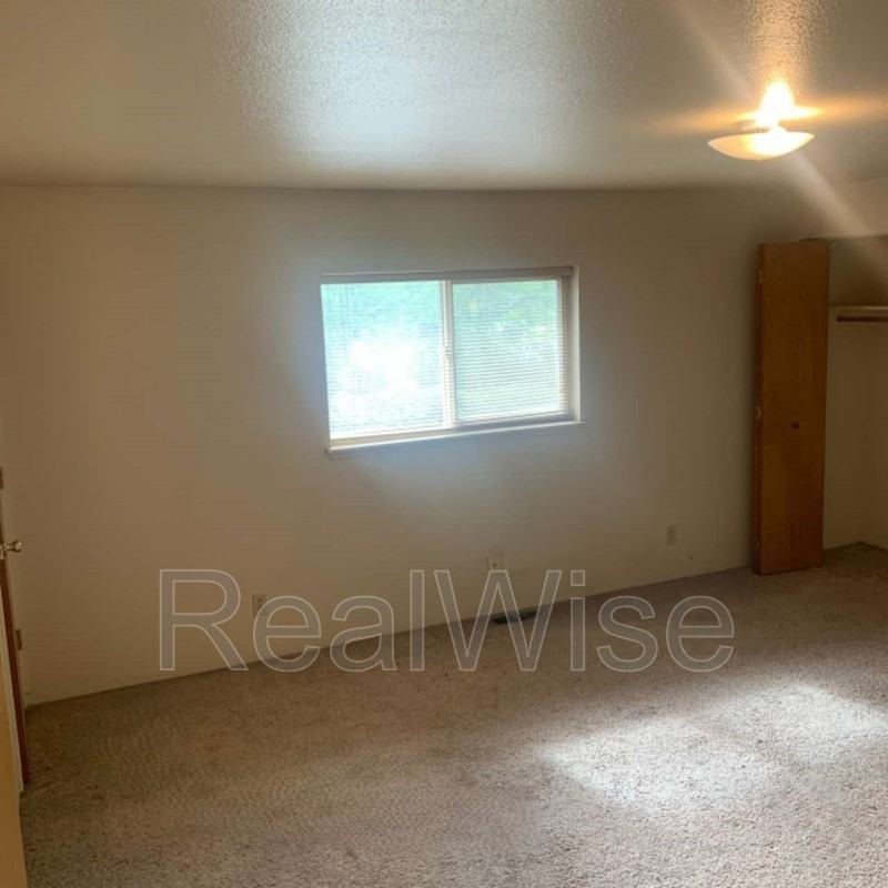 2170 Neill Rd #C - Photo 7 of 11