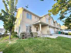723 E Sandy Point Dr - Photo 1 of 1