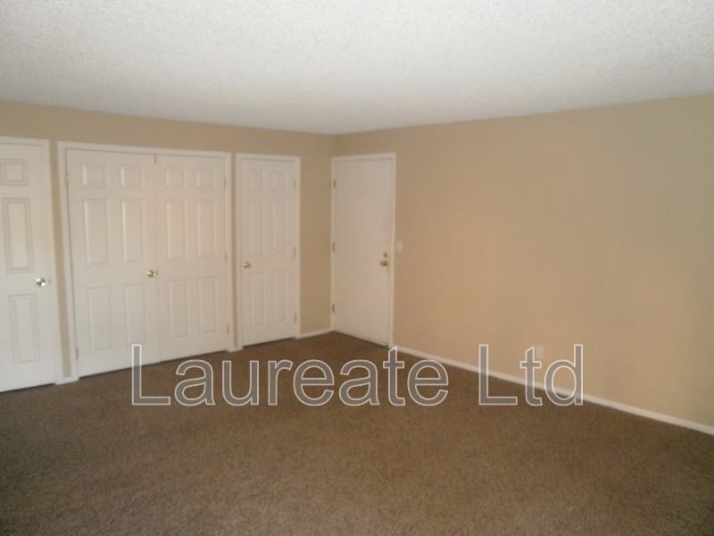 4899 S Dudley St - Photo 2 of 10