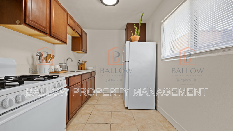 124 Laurel Ave - Photo 3 of 10