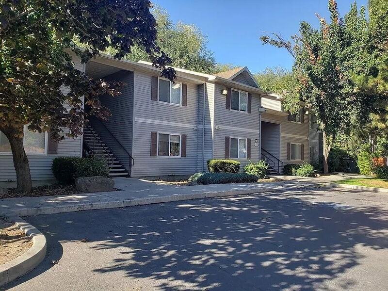 703 S Orchard St #103 - Photo 2 of 7