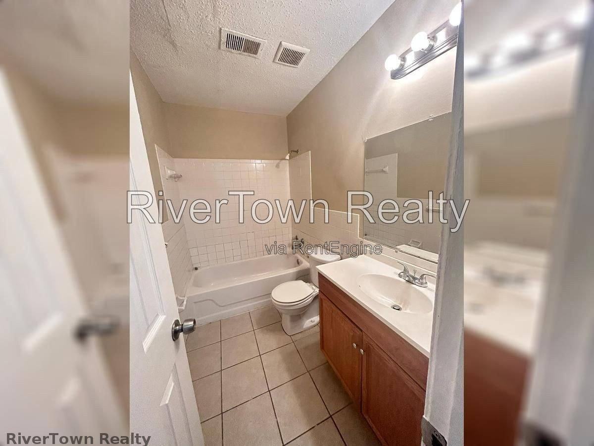 781 Candace Dr #781 - Photo 2 of 10