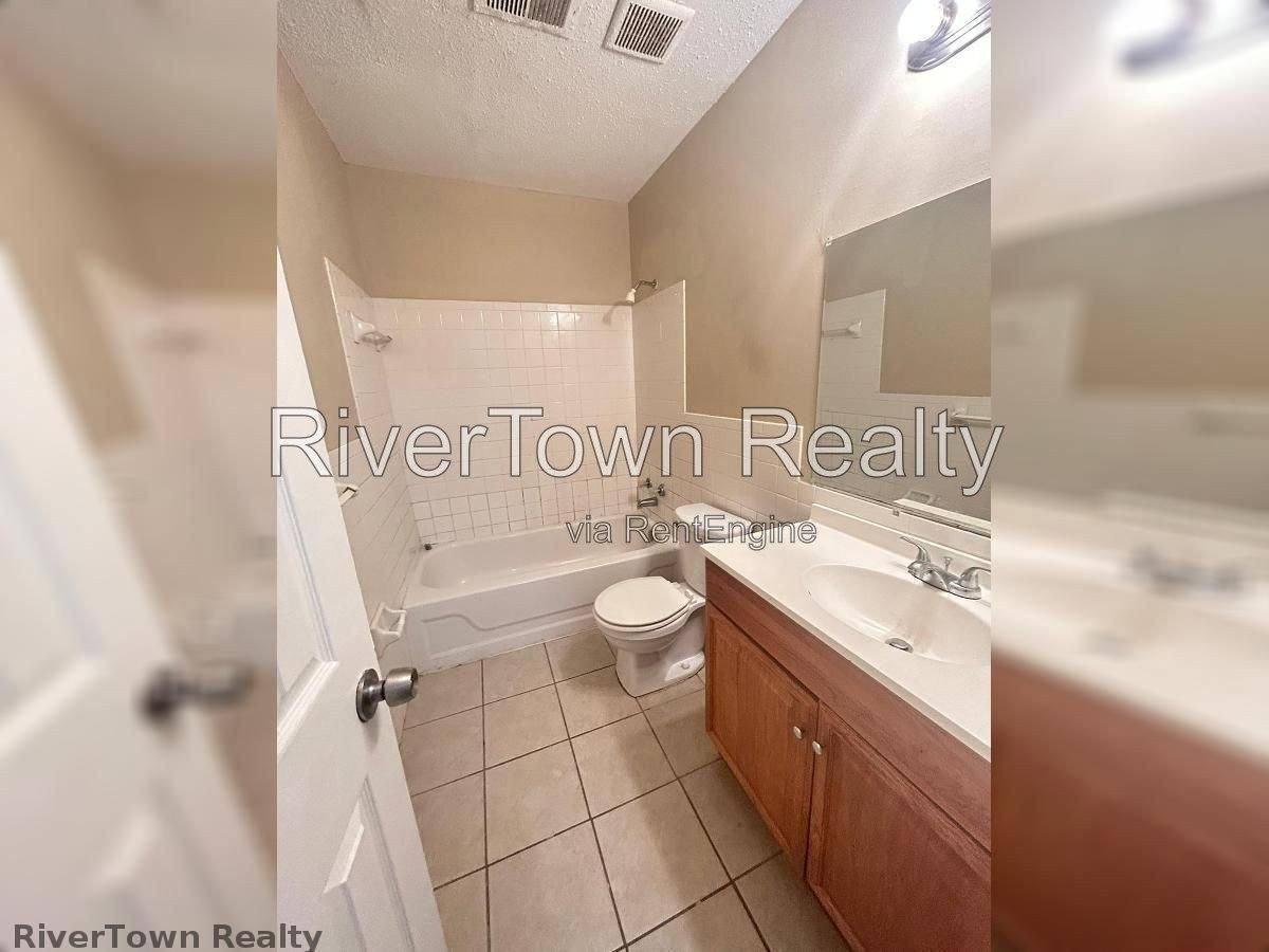 781 Candace Dr #781 - Photo 3 of 10