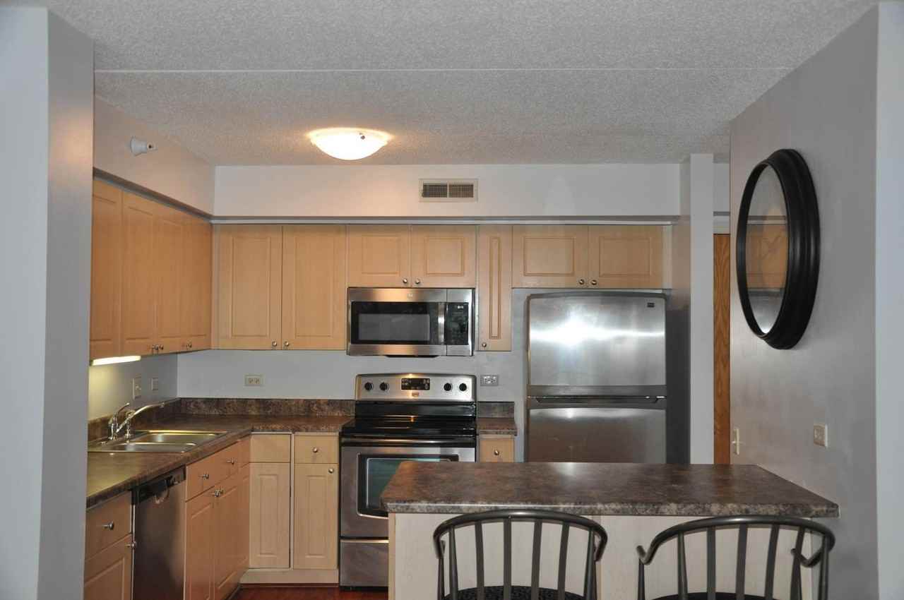 811 Chicago Ave #703 - Photo 3 of 13