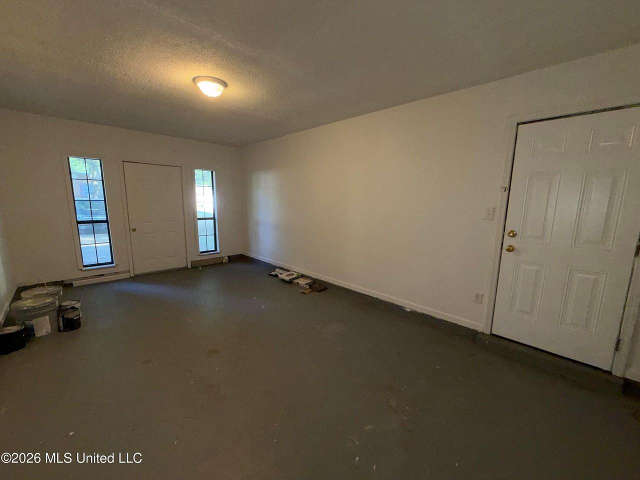 5745 Choctaw Dr - Photo 5 of 16