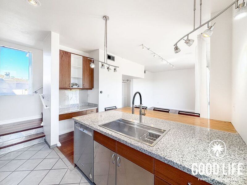 4032 Hamilton St - Photo 6 of 34