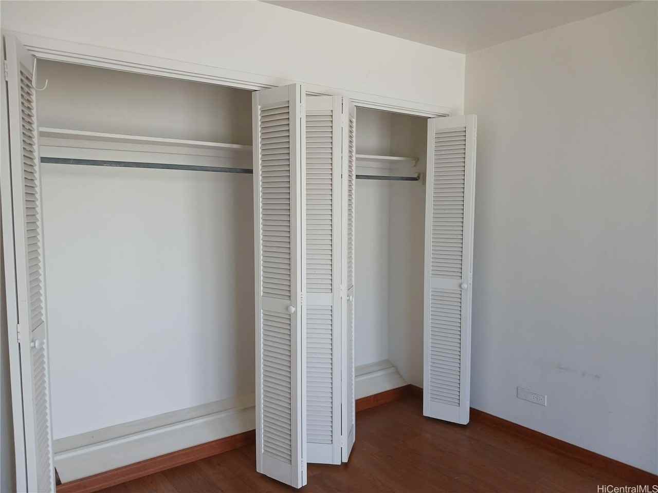 2440 Date St #902 - Photo 5 of 13