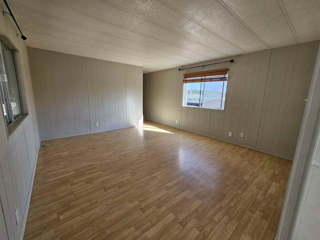 10012 Overlook Dr Nw - Photo 3 of 19