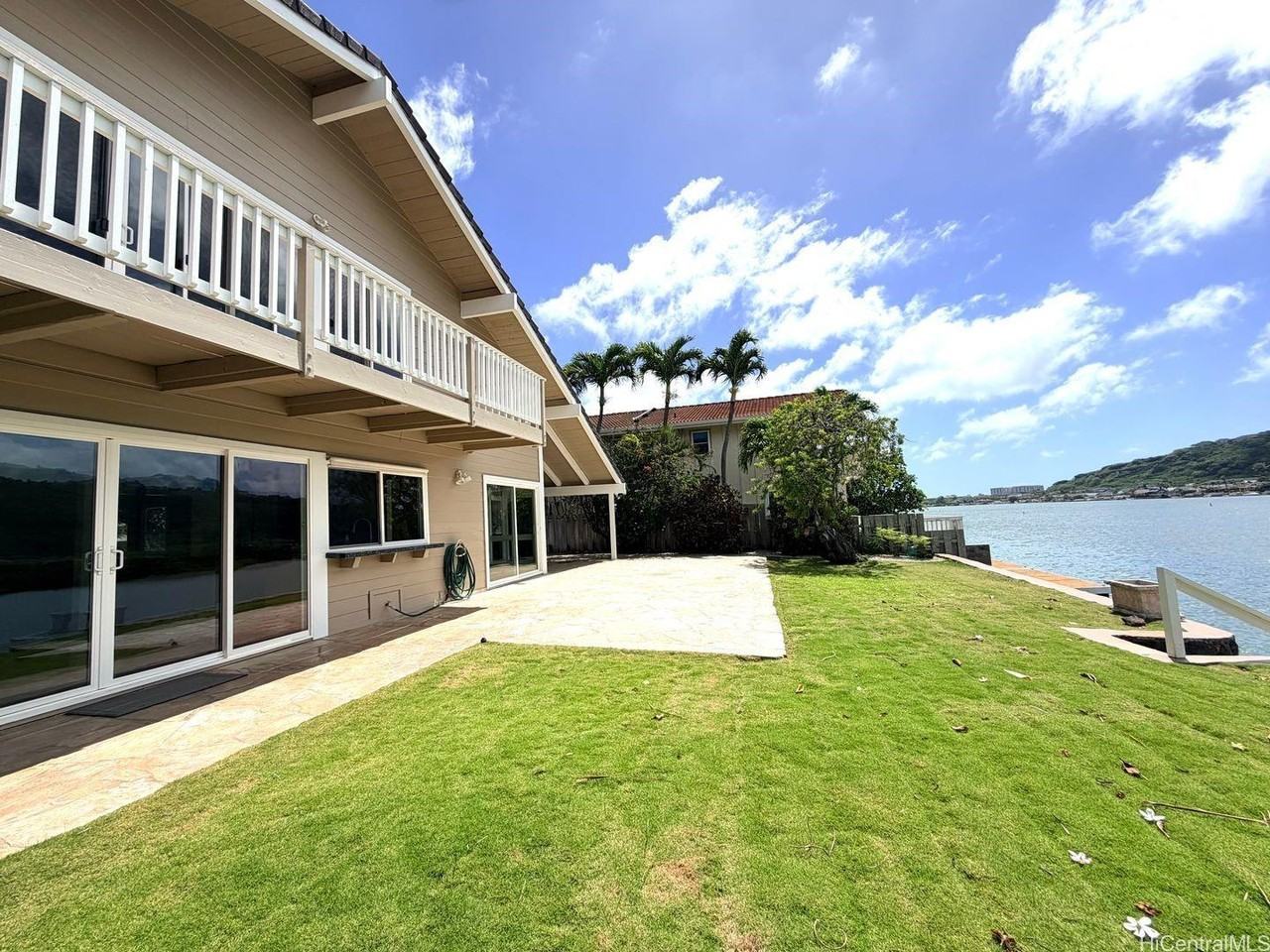 744 Kalanipuu St - Photo 7 of 14