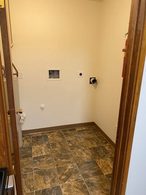 238 11th St E - Photo 5 of 16