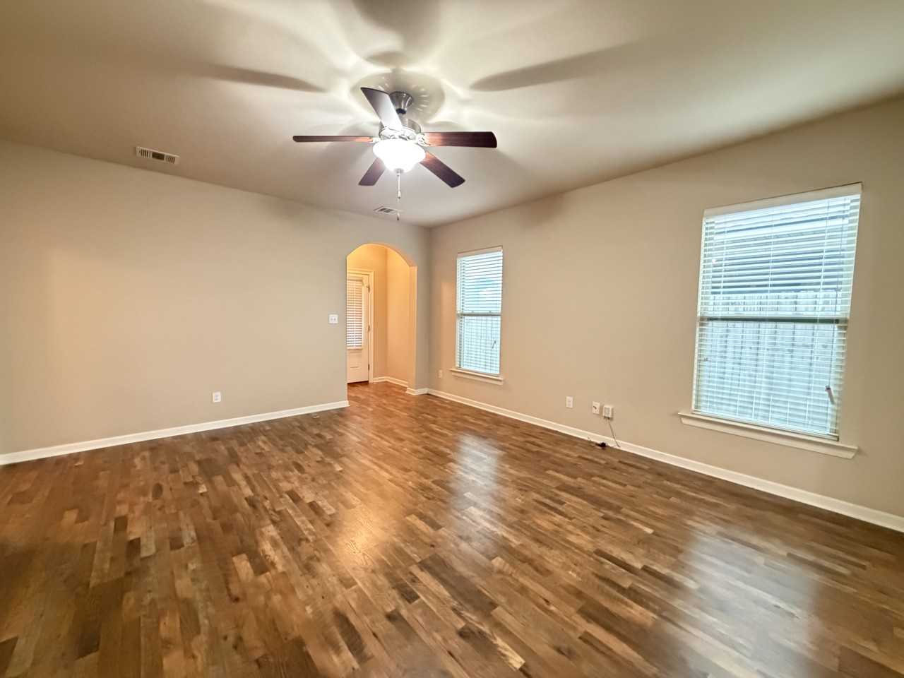 1415 Granby Dr - Photo 4 of 14