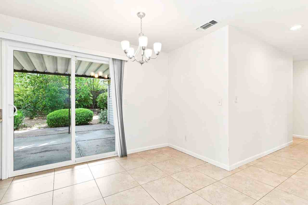7400 Pennington Way - Photo 4 of 15