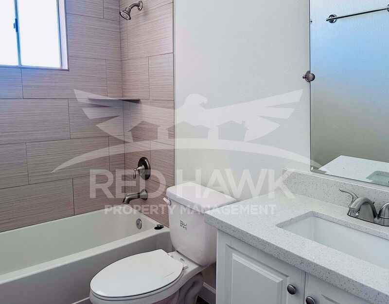 1042 W Devonshire St - Photo 6 of 34