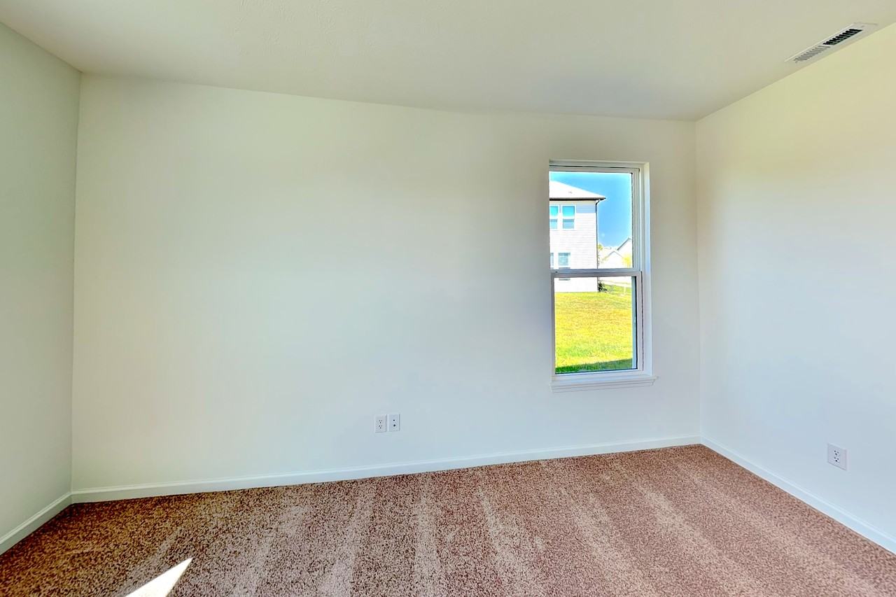 2143 Bear Oak Run - Photo 4 of 16