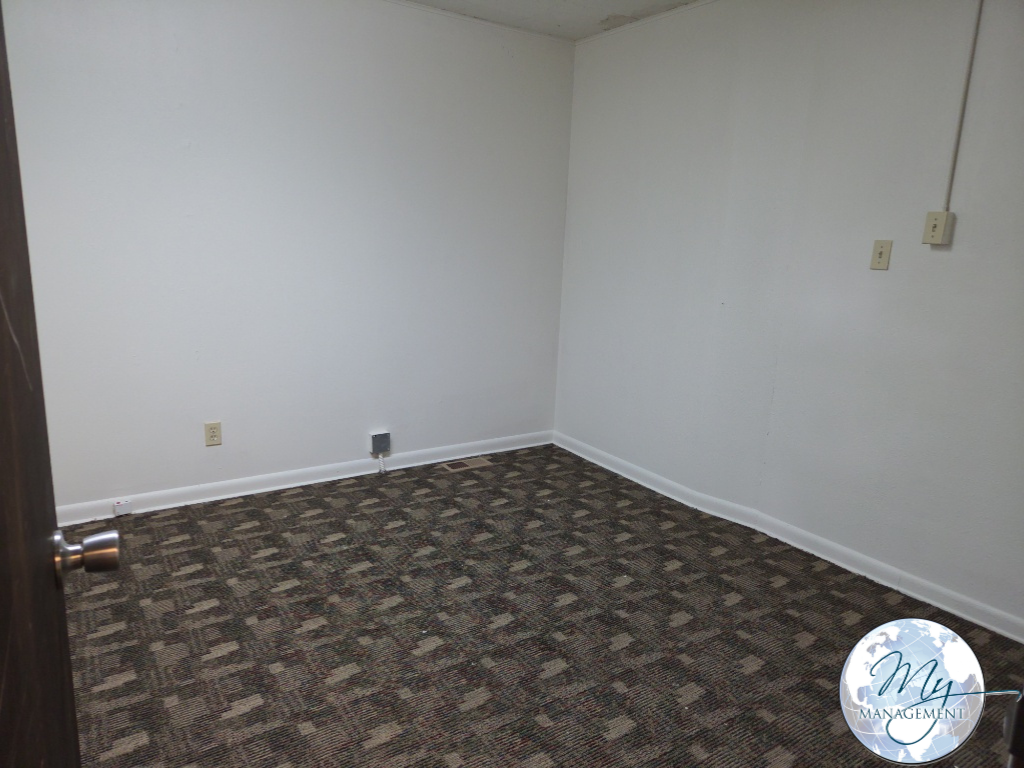 213 N Lincoln Ave - Photo 6 of 9