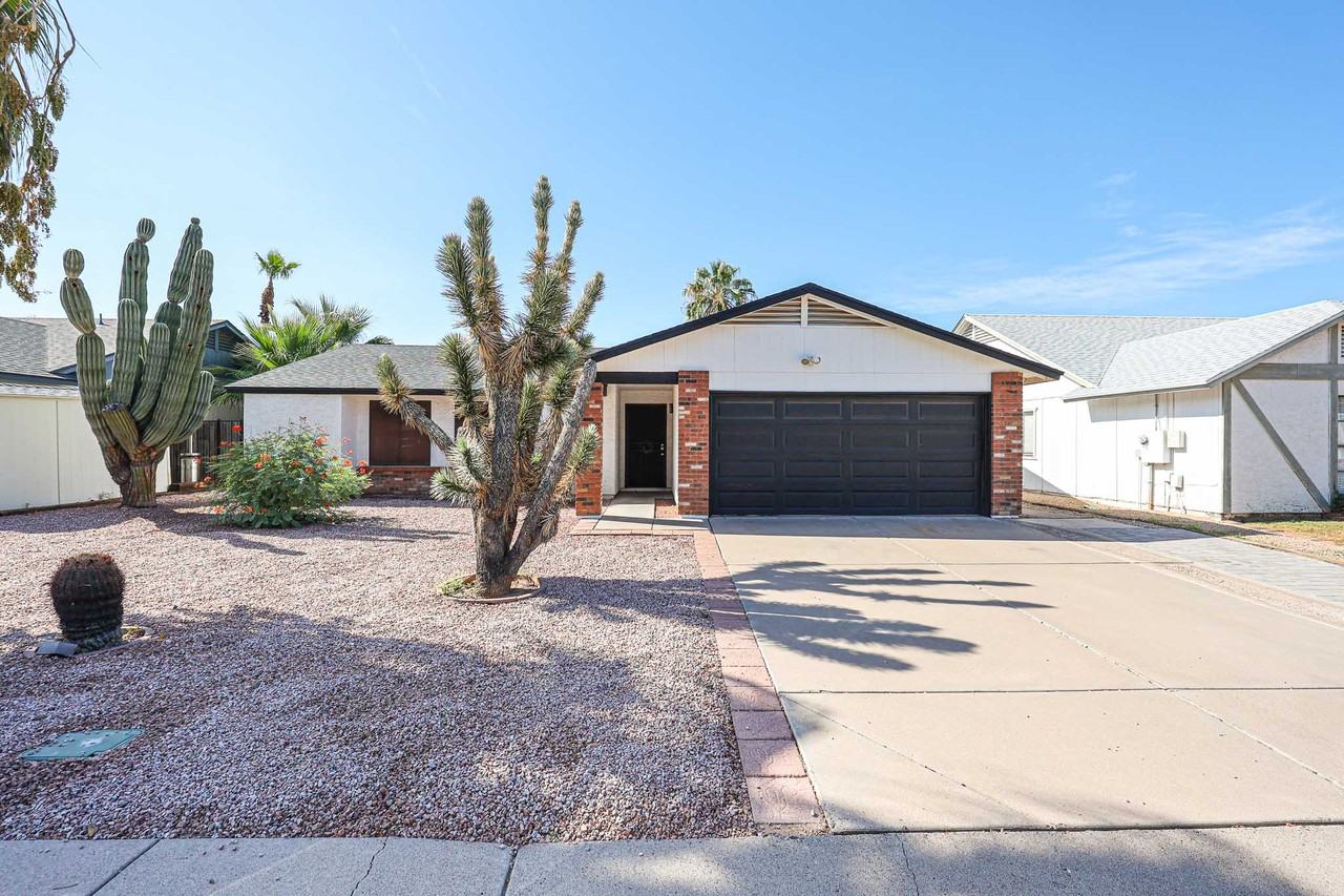 3103 E Villa Rita Dr - Photo 2 of 32