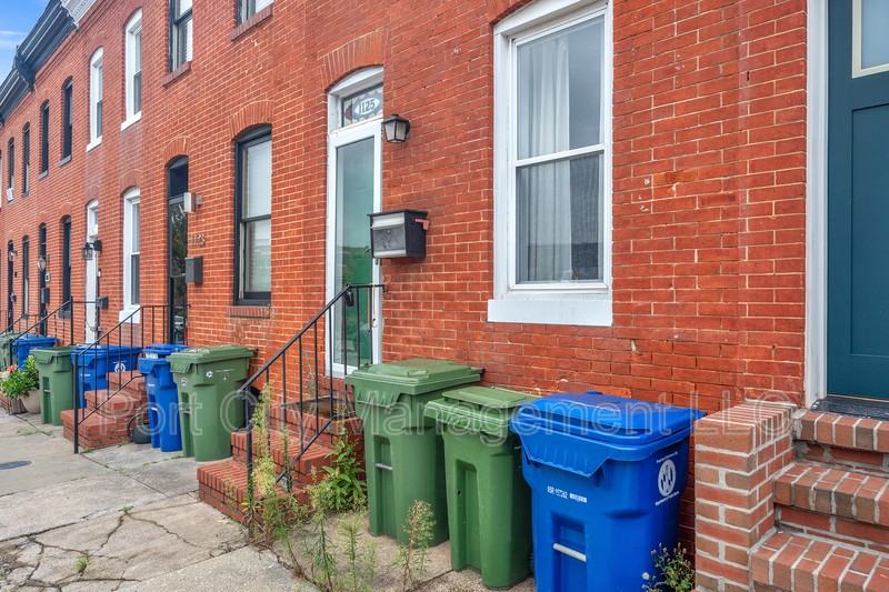 1125 Haubert St - Photo 4 of 20