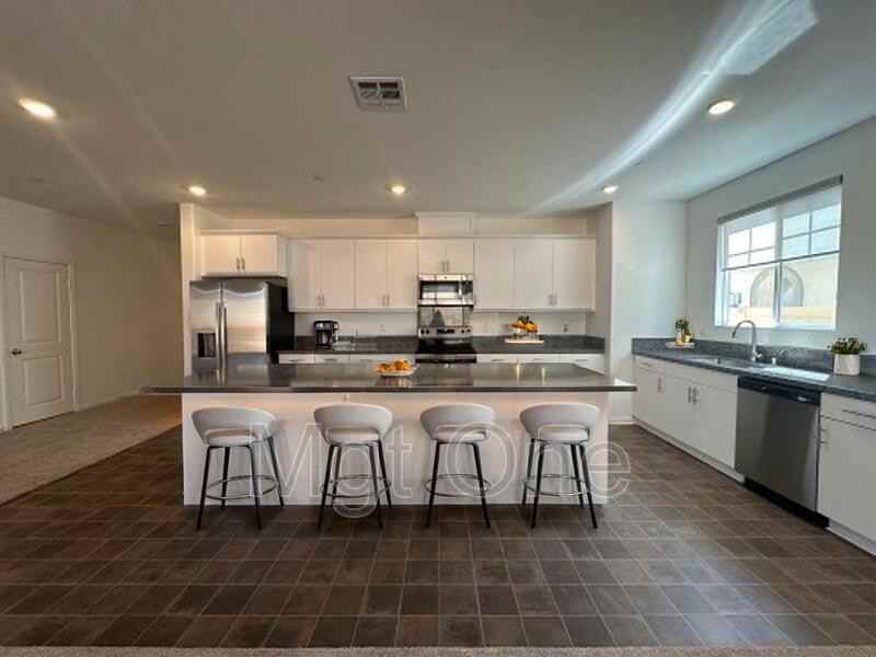 24790 Lynx Ave - Photo 5 of 19