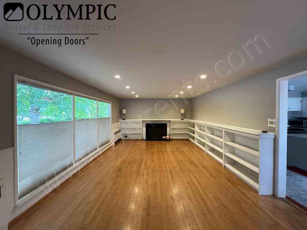 1307 Jasper Ave Ne - Photo 2 of 17