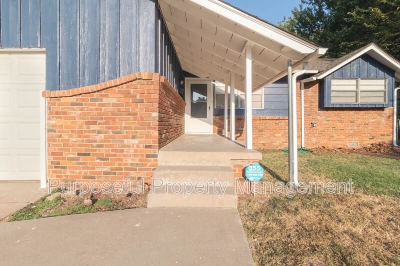 10304 N University Ave - Photo 3 of 22