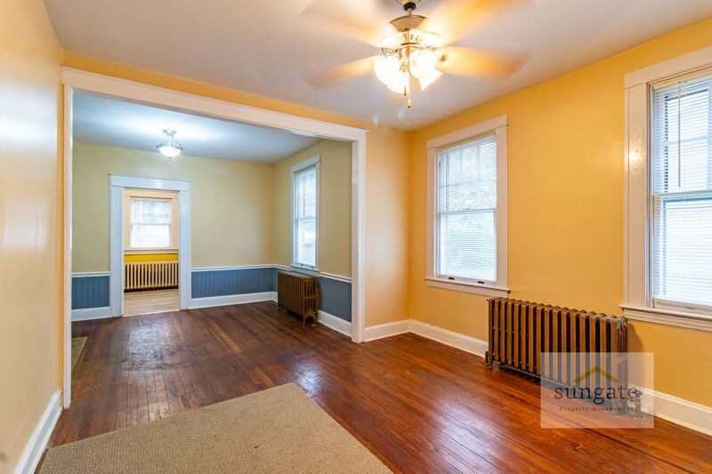 3218 Evergreen Ave #1 - Photo 3 of 25