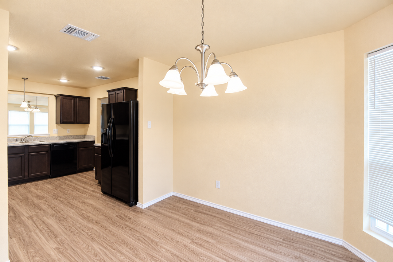 2209 Sea Eagle Dr - Photo 6 of 25