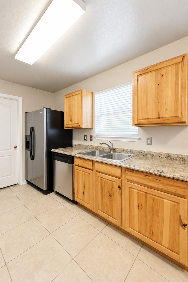 209 Ronald Dr - Photo 5 of 17