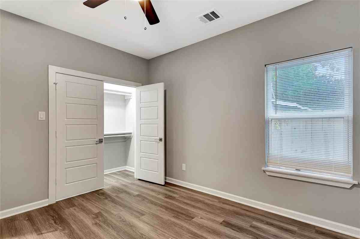 6813 Liverpool St ##A - Photo 4 of 9