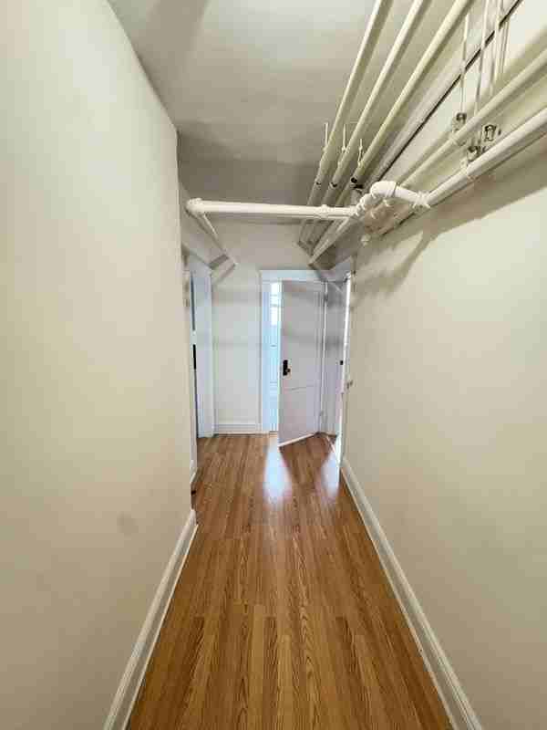 6608 Hudson Ave - Photo 2 of 8