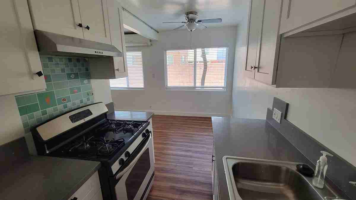 6623 Troost Ave ##2 - Photo 2 of 10