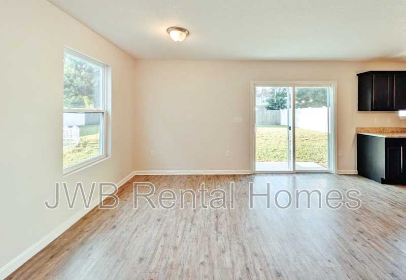 8344 Thor St - Photo 5 of 17
