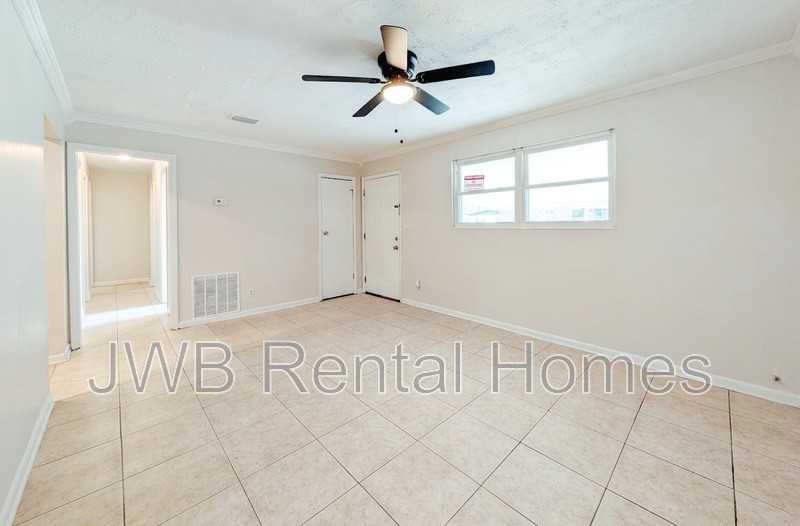 6835 Tinkerbell Ln - Photo 5 of 17