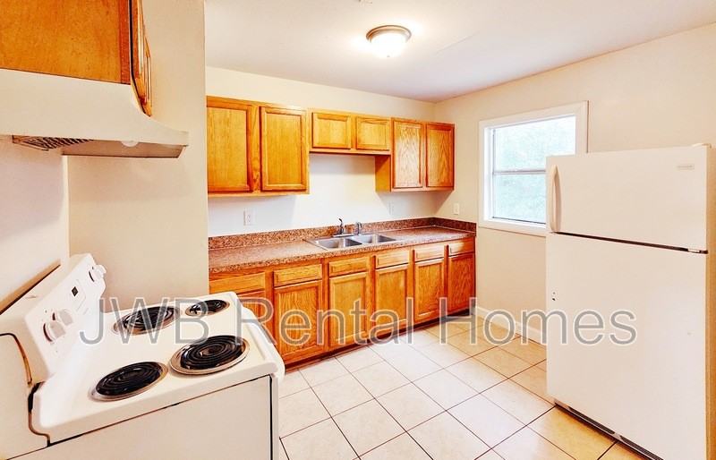 8038 Banville Dr - Photo 2 of 11