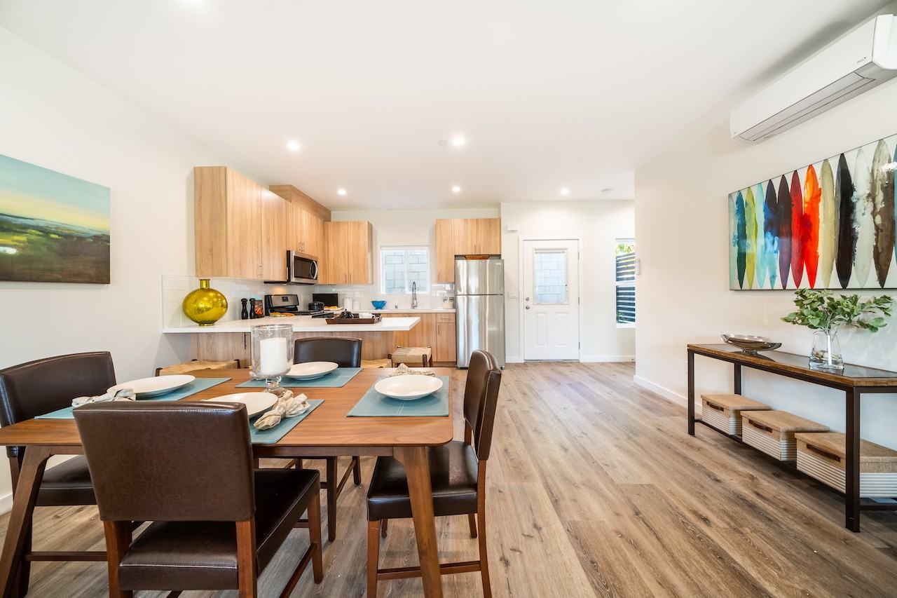 219 Stepney St #1 - Photo 5 of 18