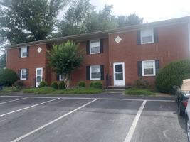 featured image of 505 E College St #10