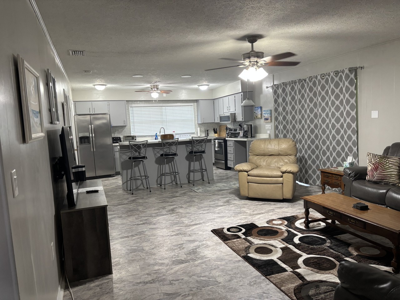11717 Douglas Ln #NA - Photo 2 of 19