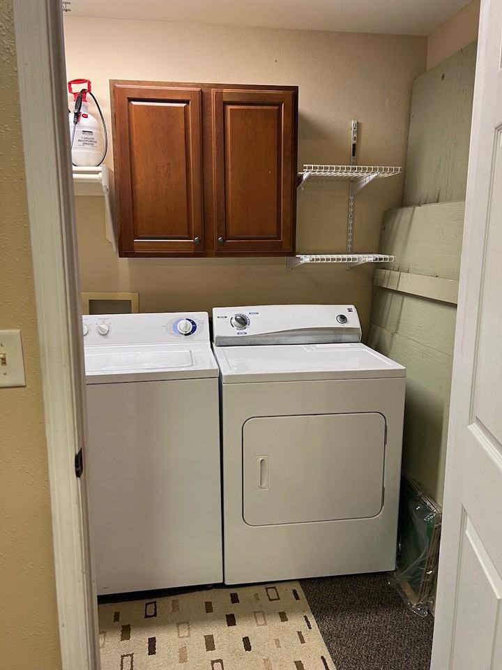 1 Doral Dr - Photo 3 of 20