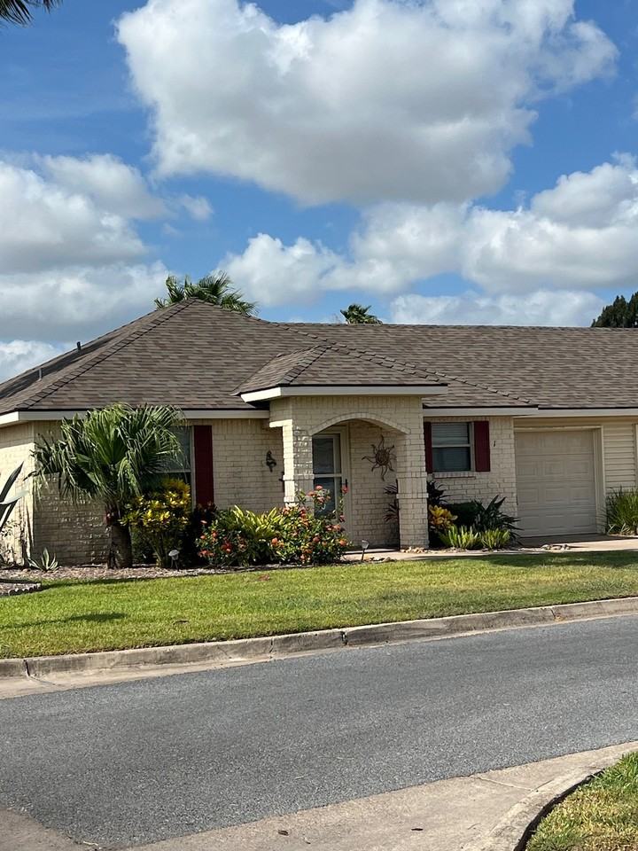 1 Doral Dr - Photo 5 of 20