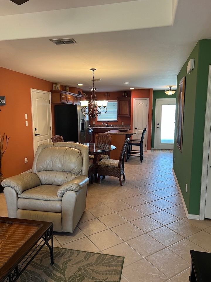 1 Doral Dr - Photo 2 of 20