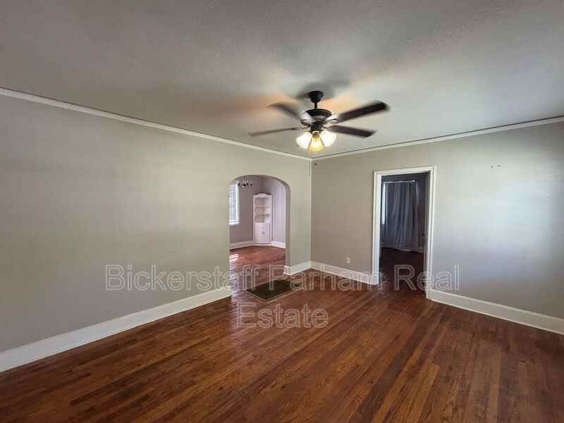 2606 18th Ave #2606 - Photo 2 of 16