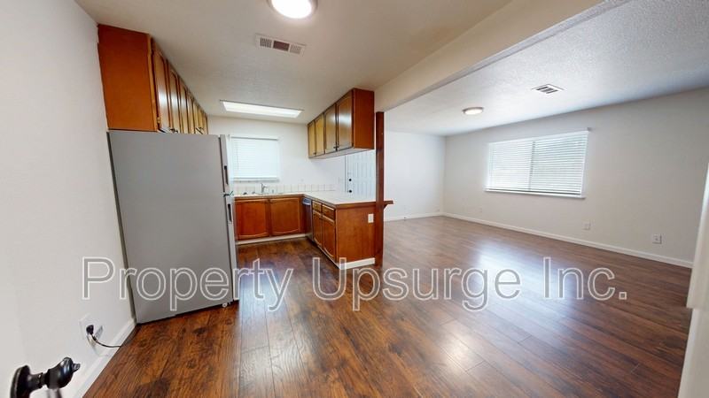 488 Wiltsey Ave - Photo 5 of 17