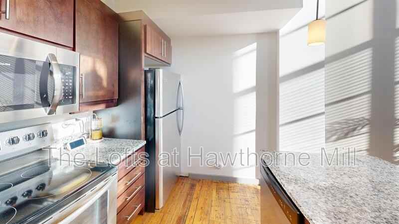 1101 Hawthorne Ln #236 - Photo 4 of 10