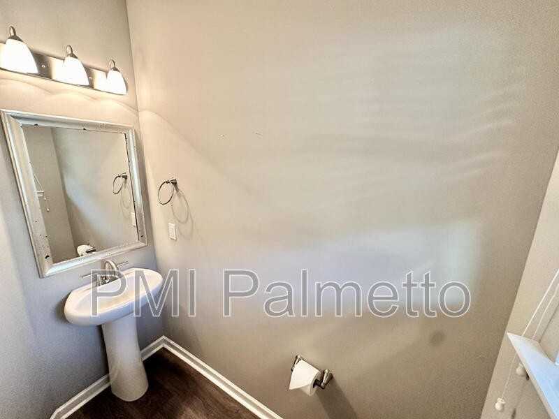 117 Weeping Oak Ln - Photo 7 of 39