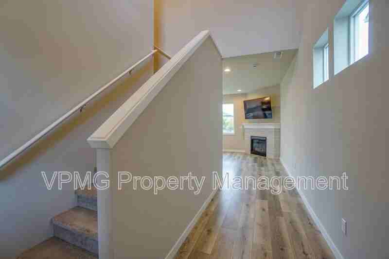 8714 N 3rd Way - Photo 5 of 40