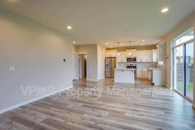 8714 N 3rd Way - Photo 7 of 40