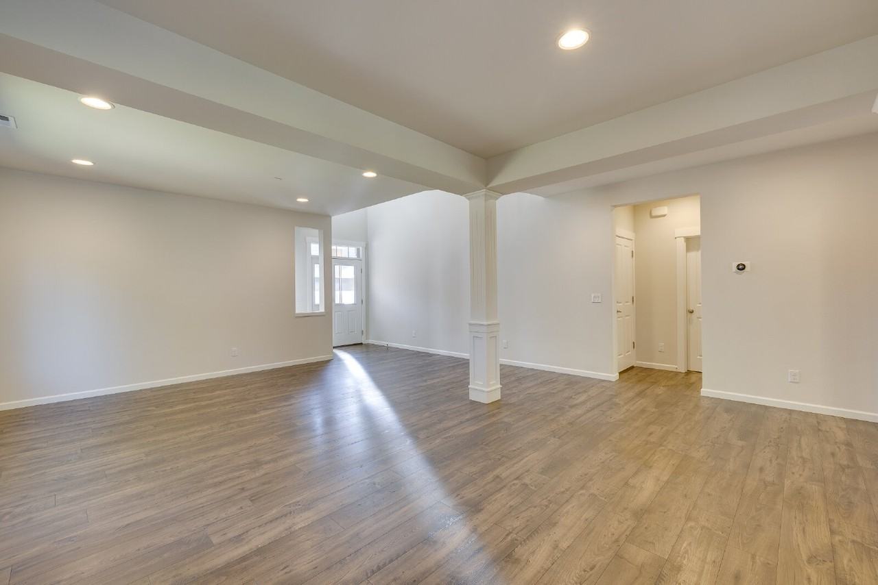 21017 46th Pl W - Photo 7 of 29