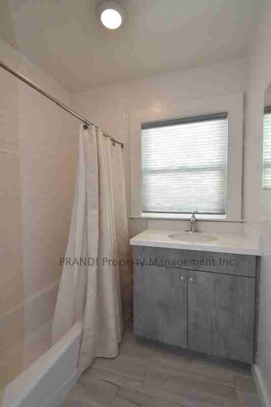 1533 4th St #4 - Photo 7 of 16