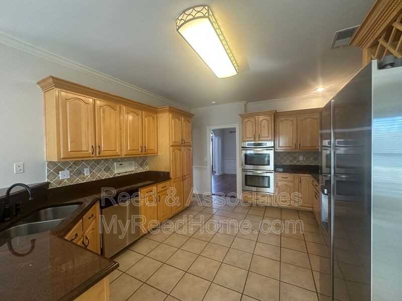 525 Chickasaw Land Way - Photo 6 of 15